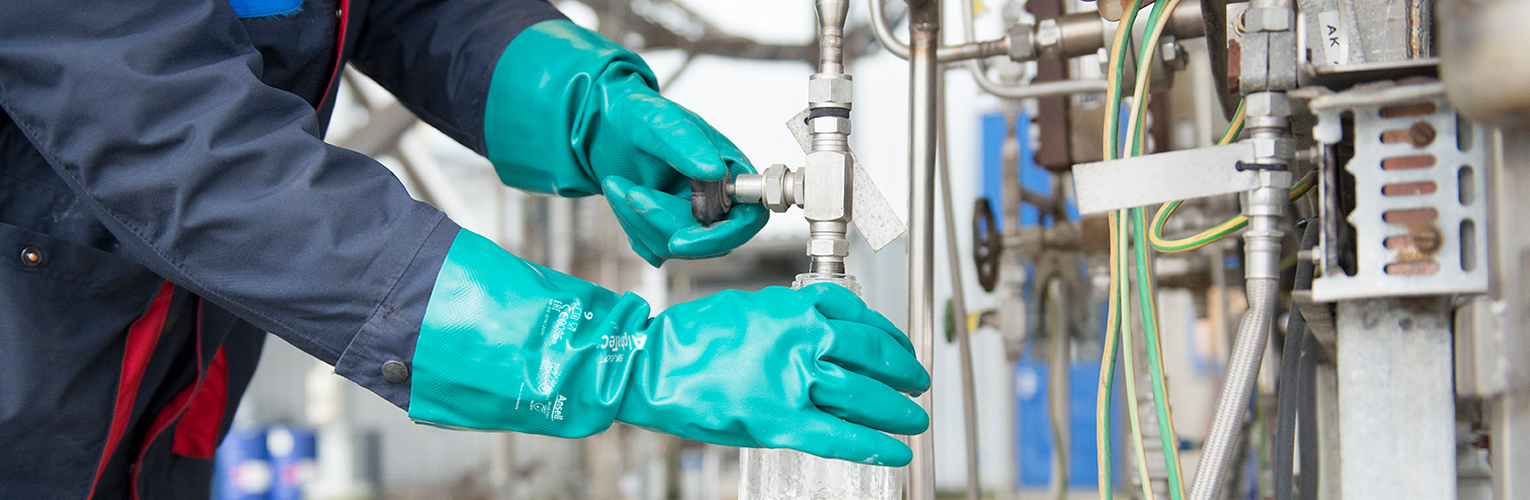 Ansell Chemical glove