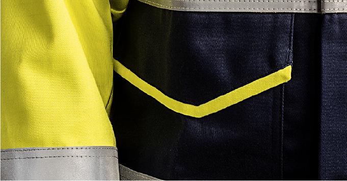 hi vis jacket pocket